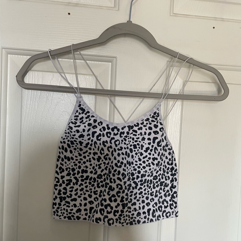 cropped no boundaries tank top